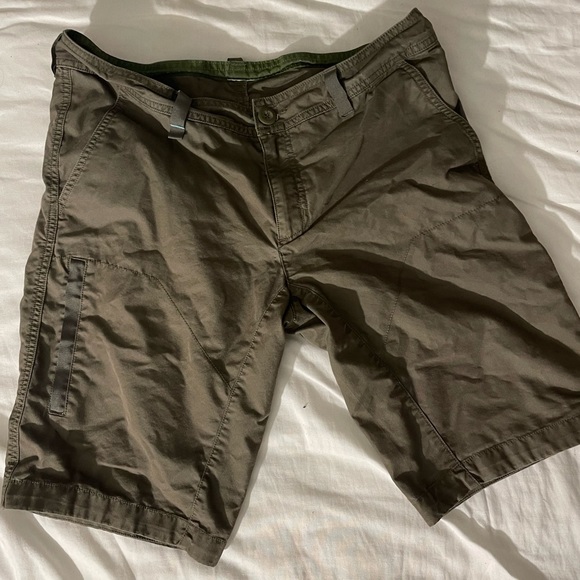 Dark kaki shorts - Picture 1 of 4